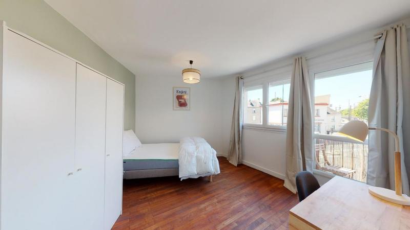 Appartement - 93 m² - 5 pièces