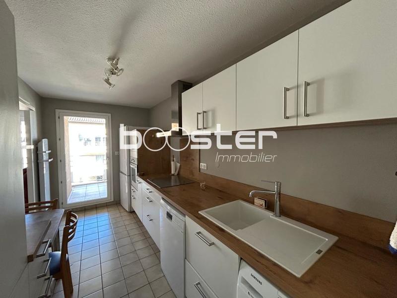 Appartement ancien - 69 m² - 3 pièces