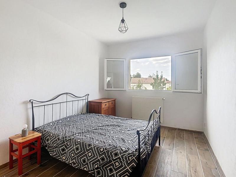 Maison - 180 m² - 7 pièces