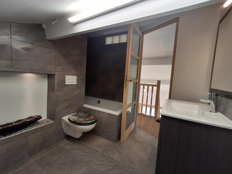 Maison traditionnelle - 160 m² - 6 pièces