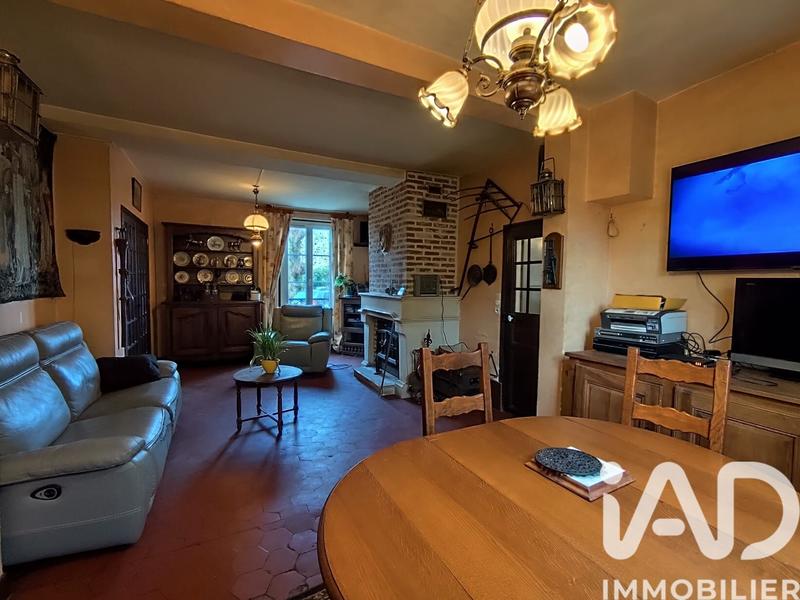 Maison - 240 m² - 8 pièces