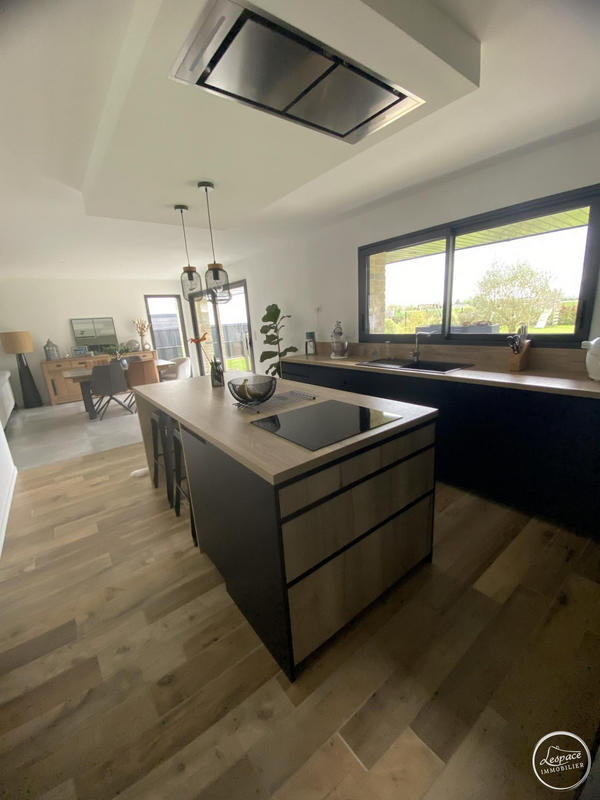 Maison - 126 m² - 4 pièces