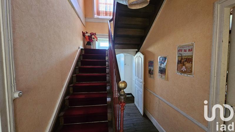 Maison - 205 m² - 7 pièces