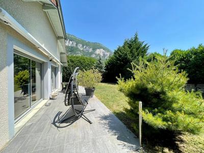 Maison - 157 m² - 6 pièces