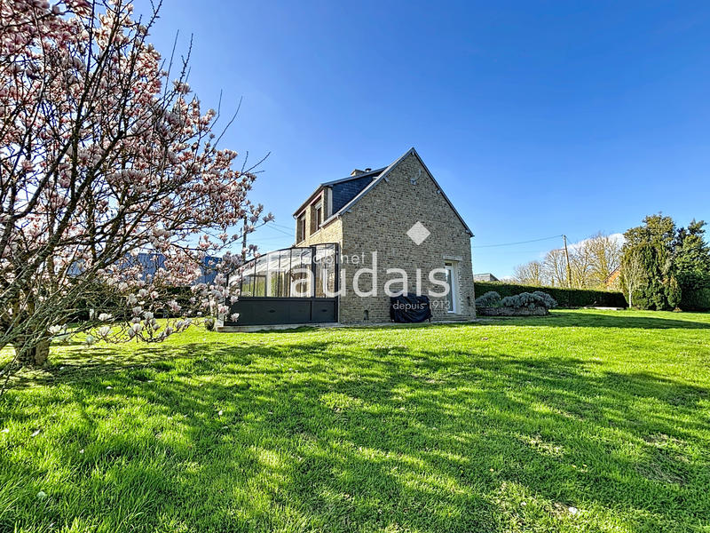 Maison - 88 m² - 4 pièces