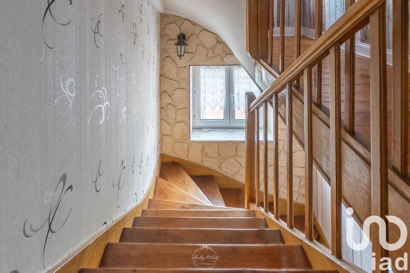 Maison - 140 m² - 5 pièces