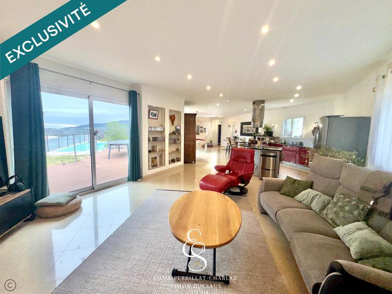 Villa - 188 m² - 5 pièces