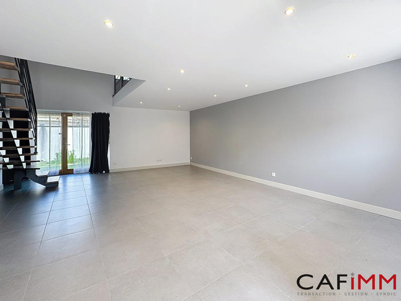 Maison - 133 m² - 5 pièces