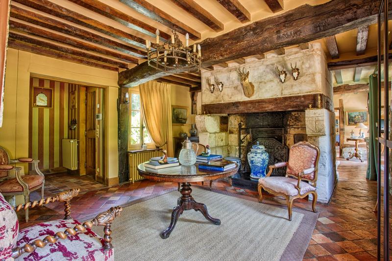 Maison - 222 m² - 9 pièces