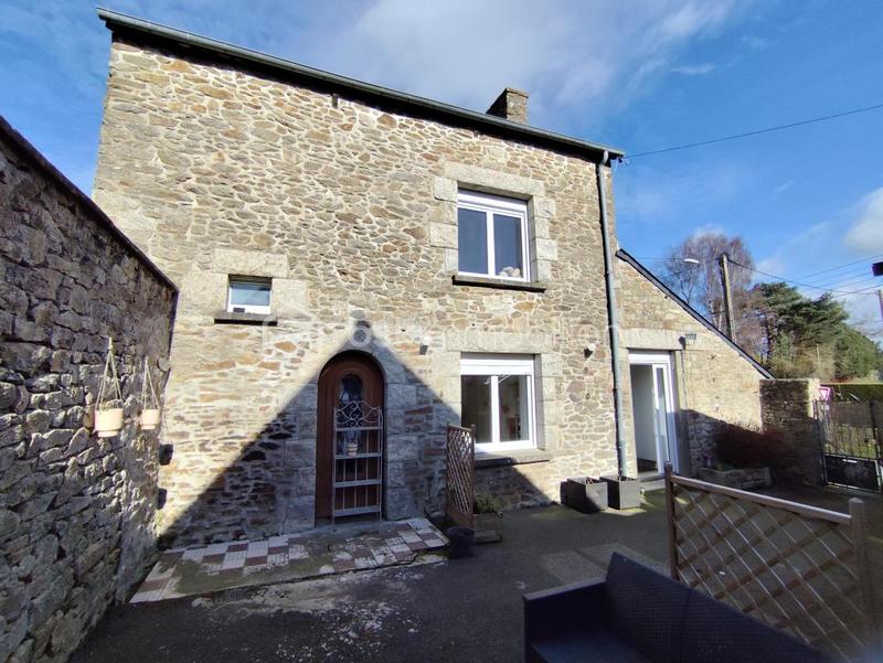 Maison en pierre - 94 m² - 5 pièces