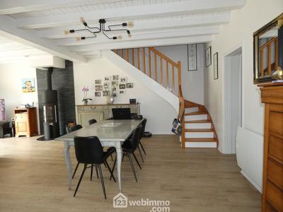 Maison - 194 m² - 7 pièces