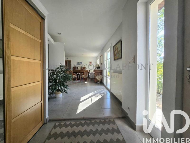 Maison - 214 m² - 7 pièces