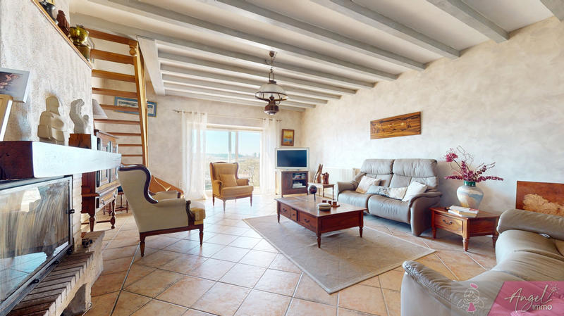 Maison - 154 m² - 5 pièces