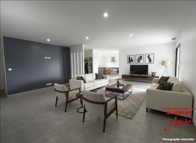 Maison - 140 m² - 5 pièces