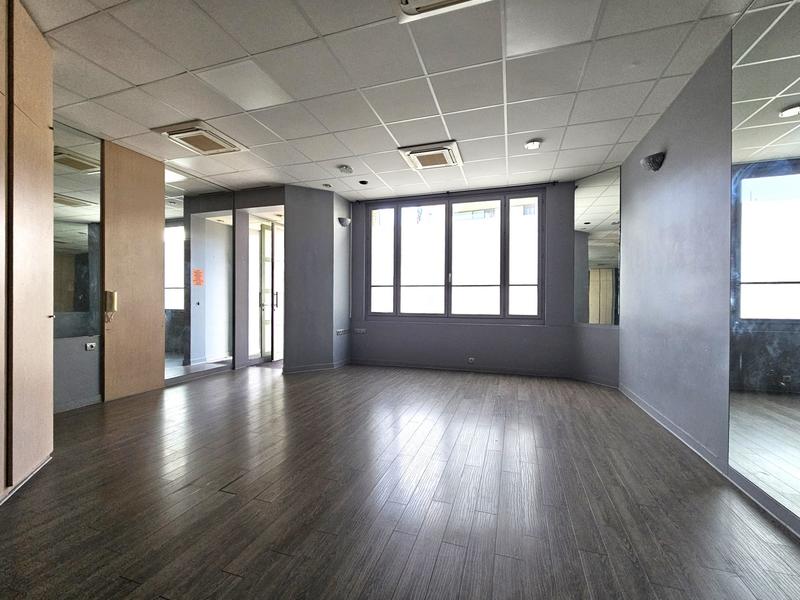 Local commercial - 50 m² - 2 pièces