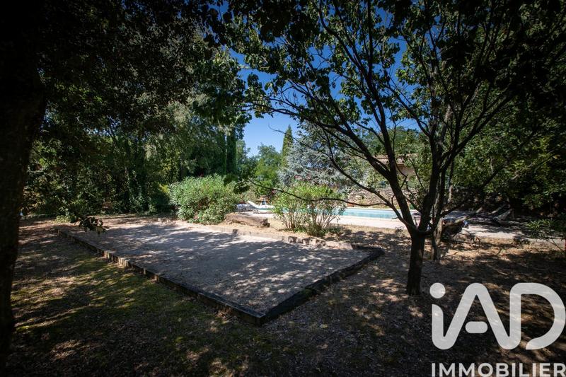 Maison - 343 m² - 14 pièces