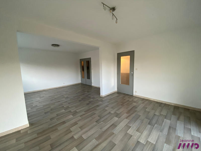 Appartement - 75 m² - 2 pièces