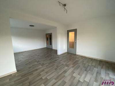 Appartement - 75 m² - 2 pièces