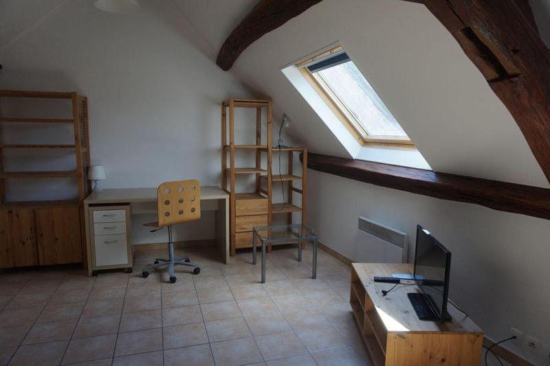 Studio - 25 m² - 1 pièce