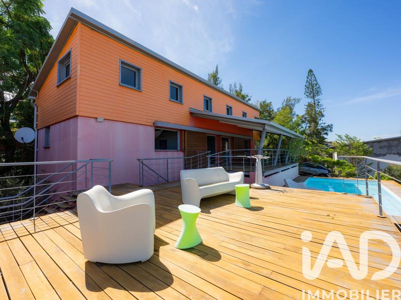 Maison de maîtres - 260 m² - 10 pièces