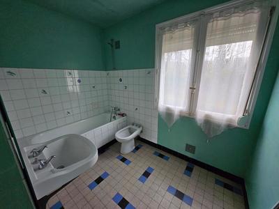 Maison - 101 m² - 5 pièces