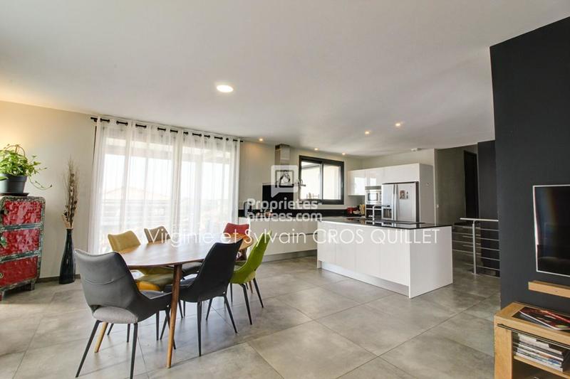 Maison - 160 m² - 5 pièces