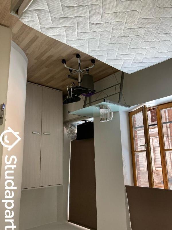 Chambre - 15 m² - 1 pièce