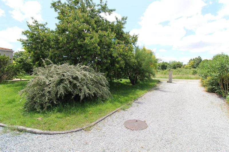 Maison - 235 m² - 8 pièces