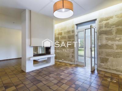 Maison - 304 m² - 7 pièces