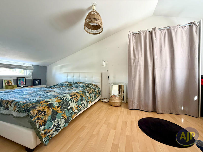 Maison - 82 m² - 4 pièces