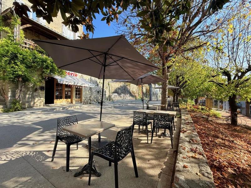 Fonds de commerce - 74 m²