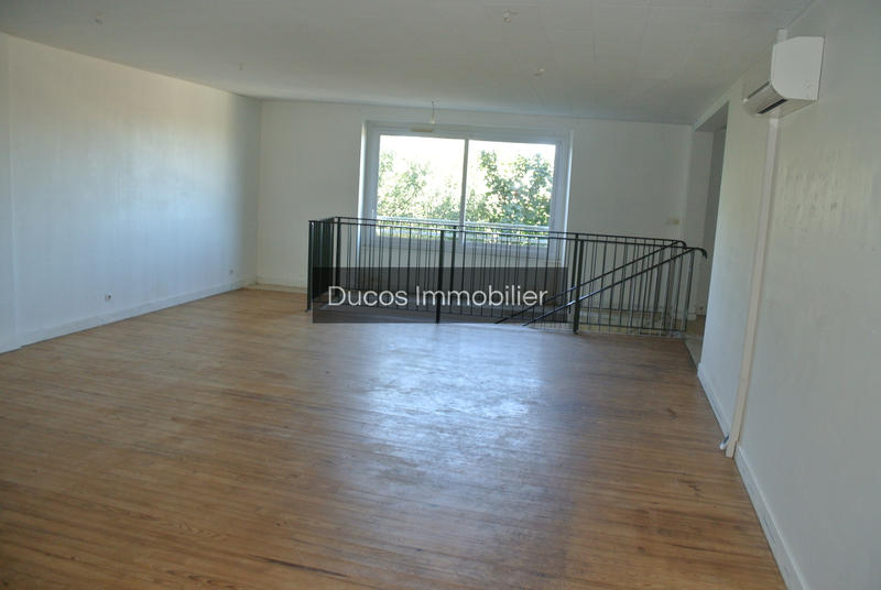 Maison - 230 m² - 7 pièces