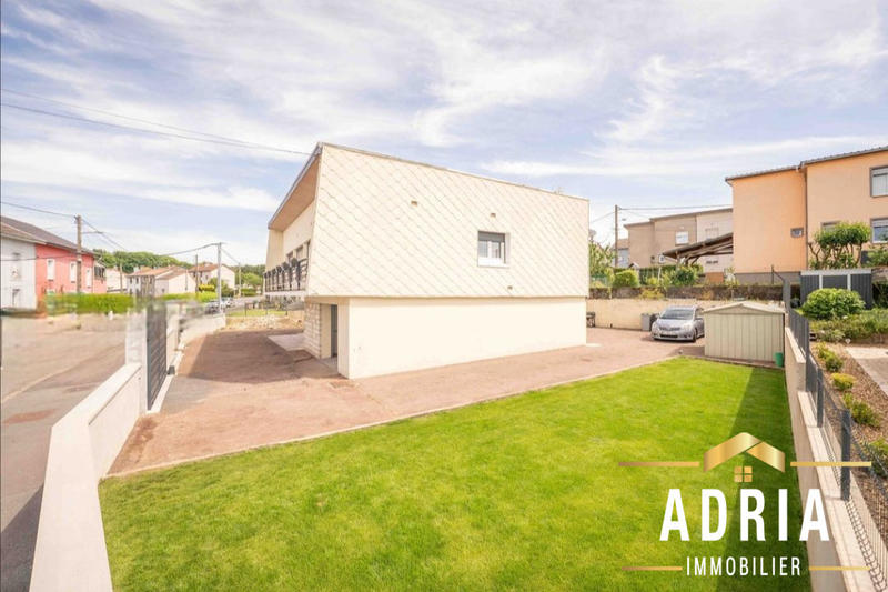 Maison - 189 m² - 7 pièces