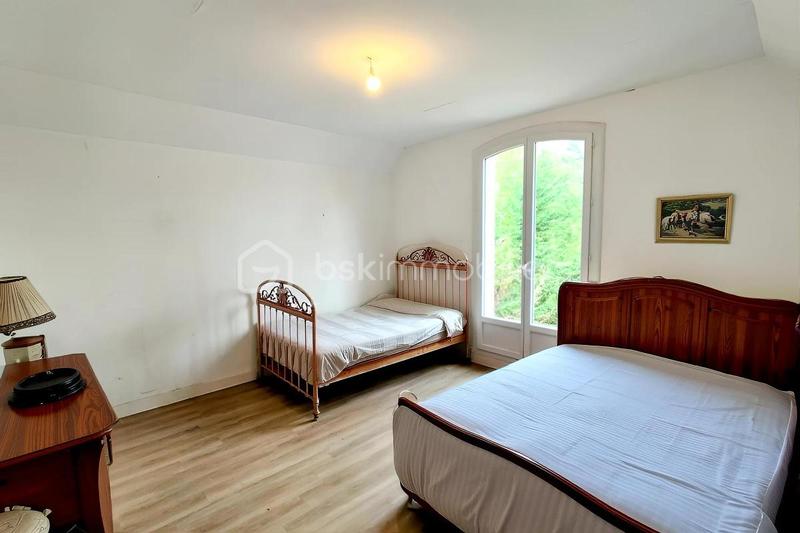 Maison - 192 m² - 6 pièces