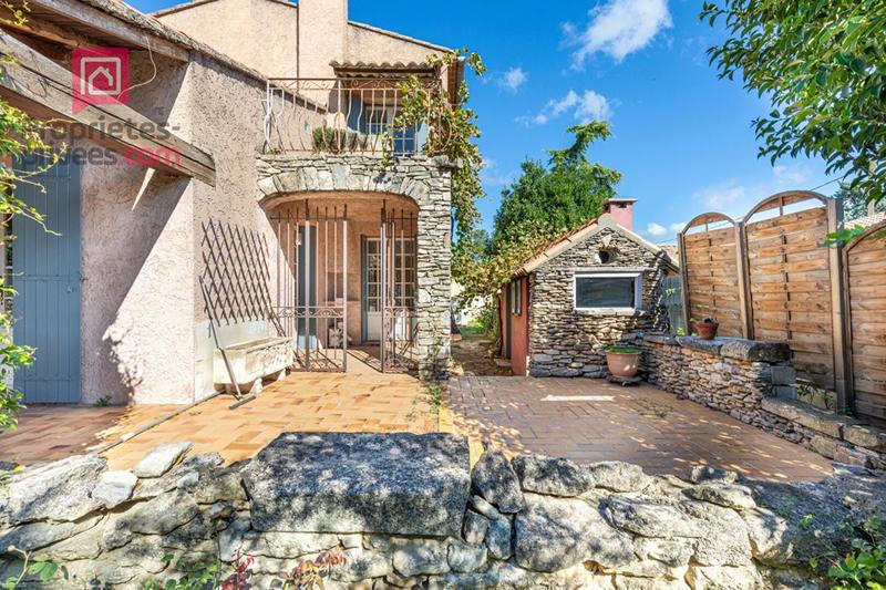 Maison - 137 m² - 6 pièces