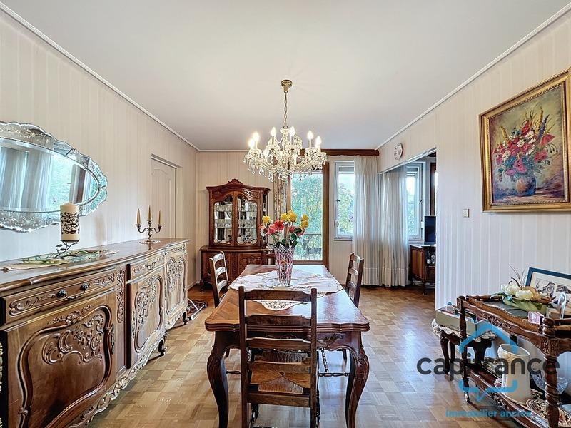 Maison - 122 m² - 6 pièces