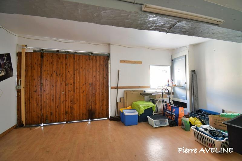 Maison - 161 m² - 8 pièces
