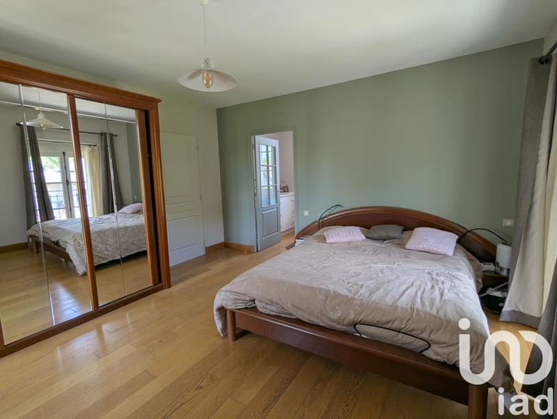 Maison - 469 m² - 11 pièces