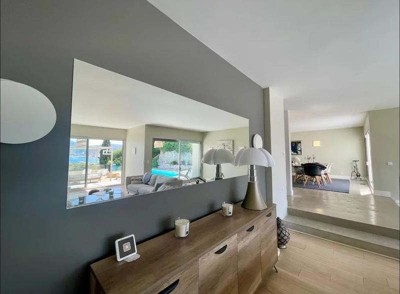 Maison - 200 m² - 6 pièces