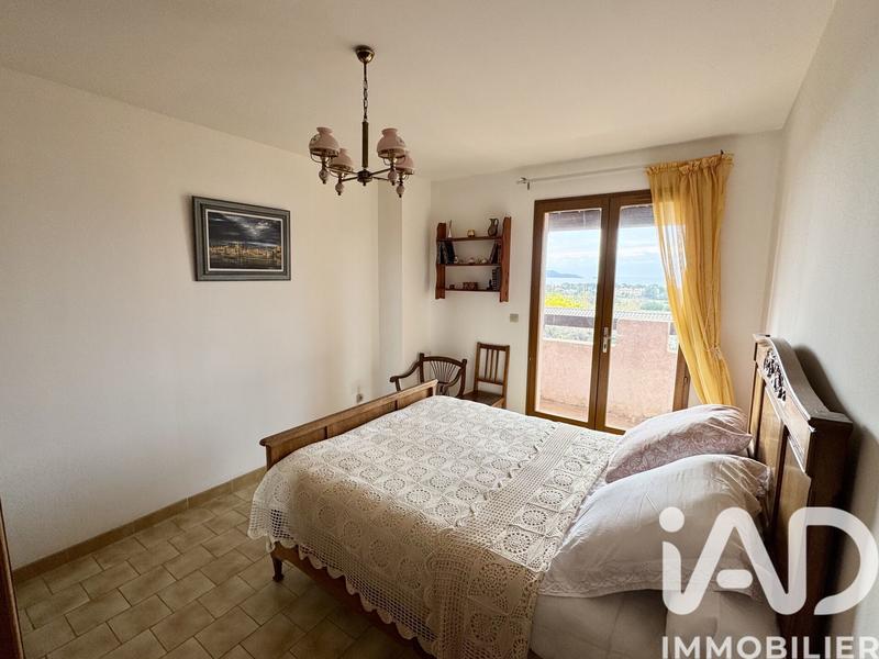 Maison - 101 m² - 5 pièces