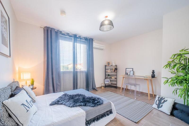 Maison - 230 m² - 6 pièces