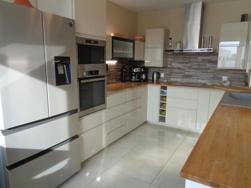 Appartement - 85 m² - 4 pièces