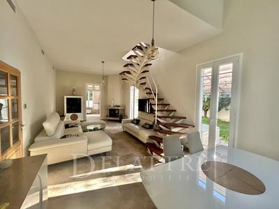 Villa - 110 m² - 6 pièces