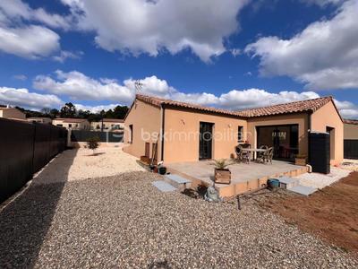 Maison - 97 m² - 4 pièces