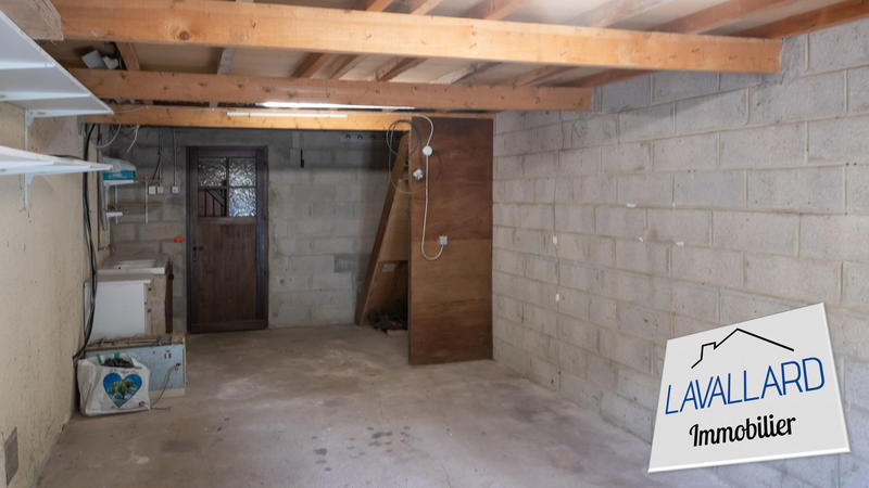 Maison - 80 m² - 5 pièces