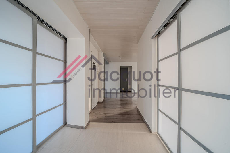 Appartement - 83 m² - 3 pièces