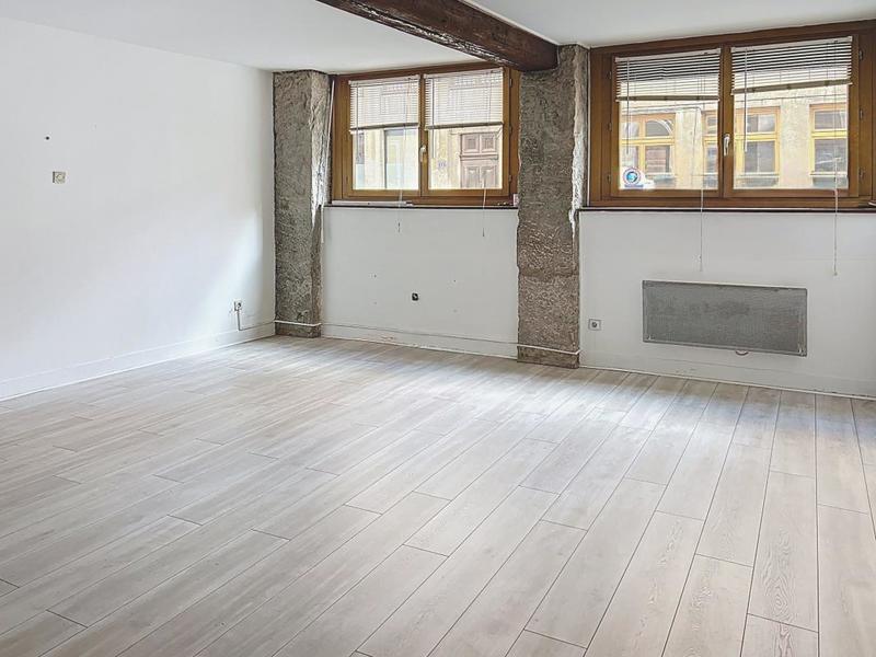 Appartement - 77 m² - 3 pièces