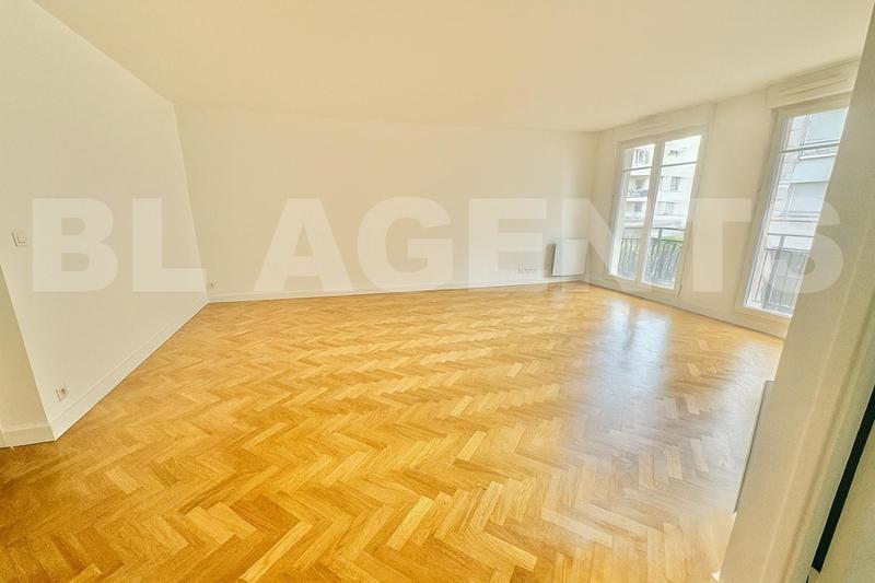 Appartement - 82 m² - 4 pièces