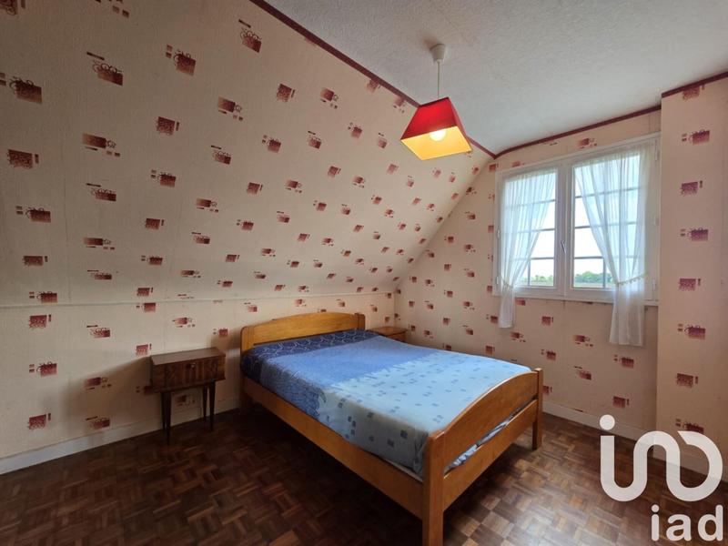 Maison - 185 m² - 8 pièces