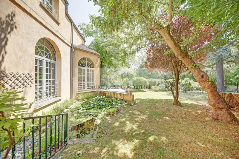 Maison contemporaine - 168 m² - 6 pièces